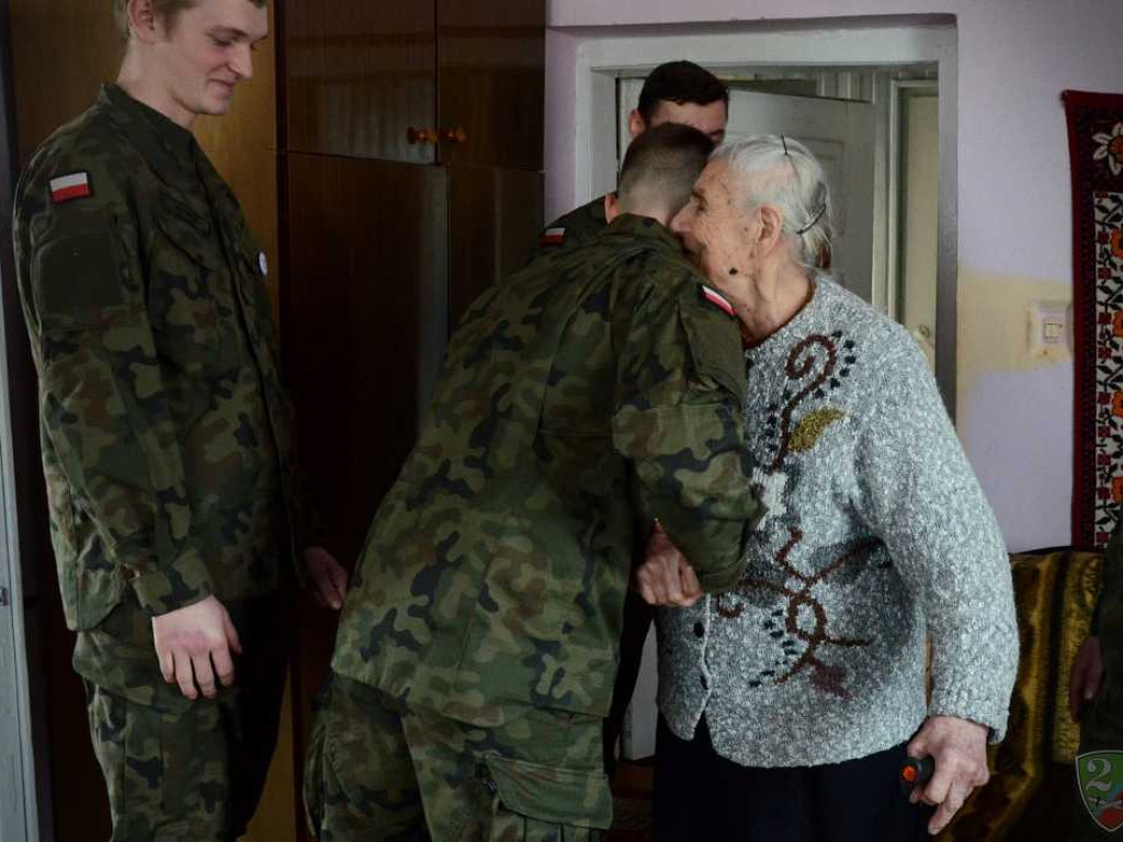 Hrubieszów: Wielkanocne paczki dla bohaterów [ZDJĘCIA, WIDEO]