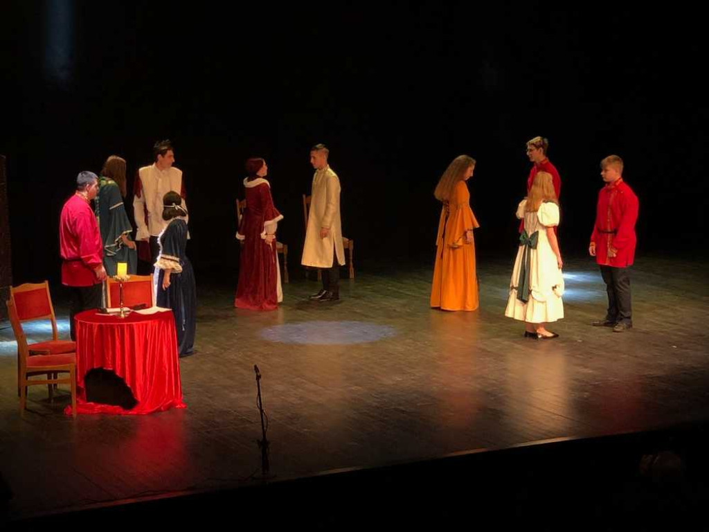 Hrubieszów: Prezentacje grup teatralnych [ZDJĘCIA]