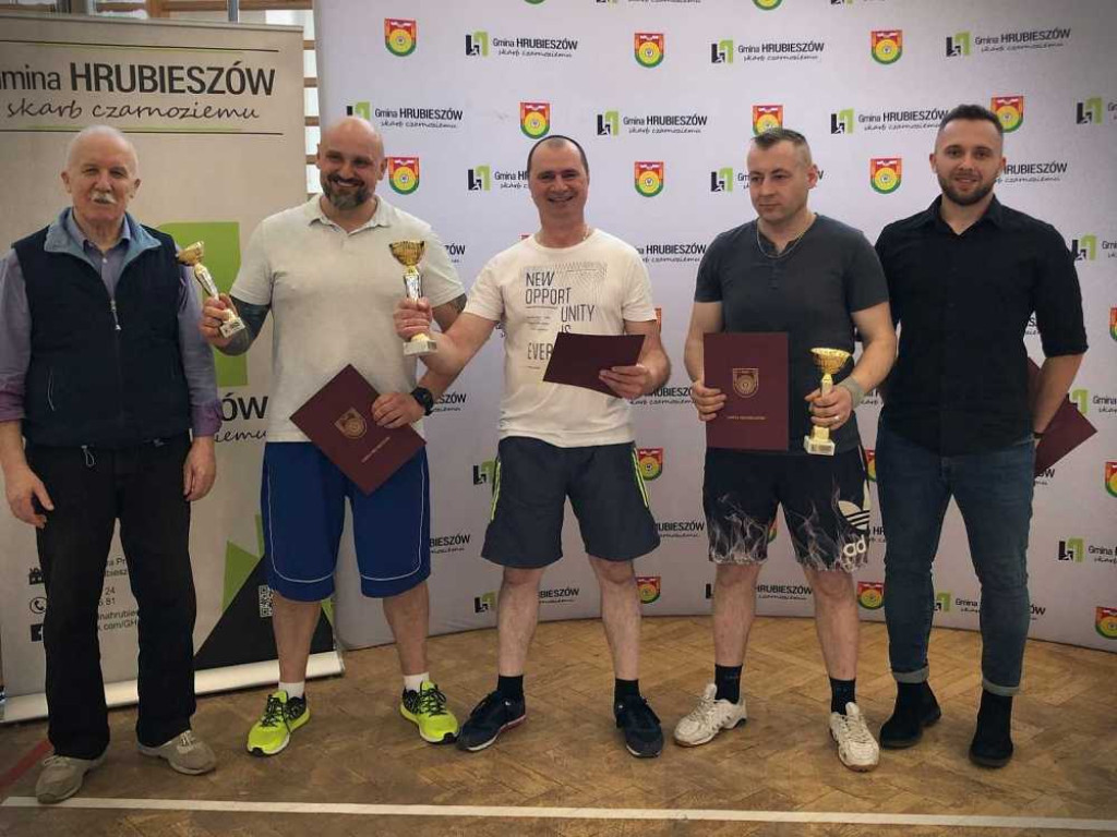 Zagrali o puchar wójta [ZDJĘCIA]