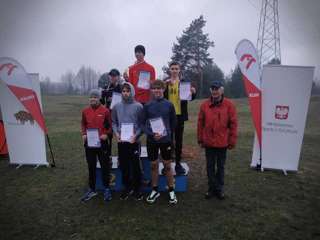 Brązowy medal Wiktora Najucha w międzywojewódzkim przełaju! [ZDJĘCIA]