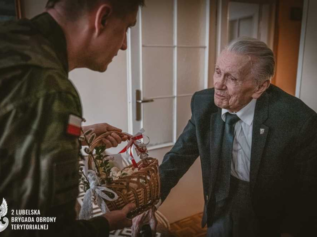 Świąteczne spotkania z kombatantami [ZDJĘCIA]