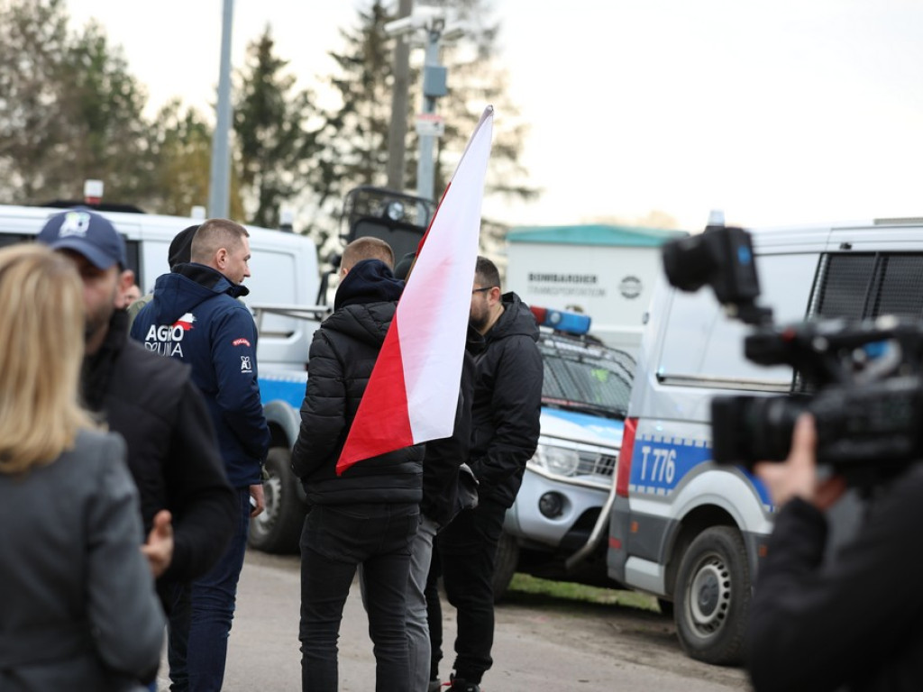 Hrubieszów: Rozpoczął się protest rolników [ZDJĘCIA, WIDEO]