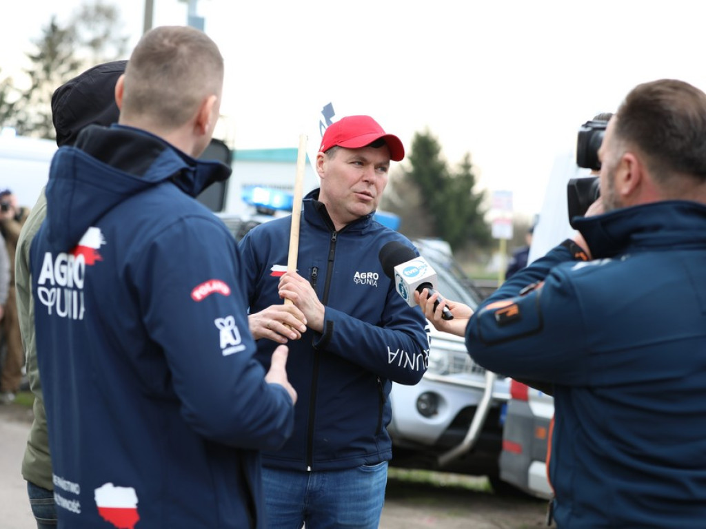 Hrubieszów: Rozpoczął się protest rolników [ZDJĘCIA, WIDEO]