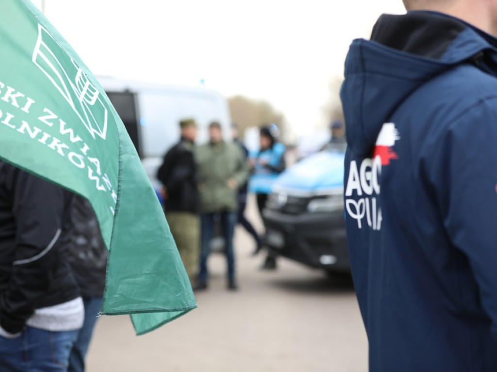 Hrubieszów: Rozpoczął się protest rolników [ZDJĘCIA, WIDEO]