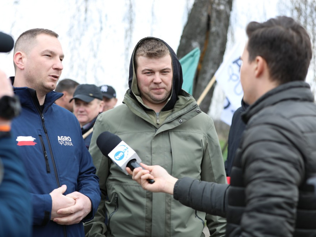 Hrubieszów: Rozpoczął się protest rolników [ZDJĘCIA, WIDEO]