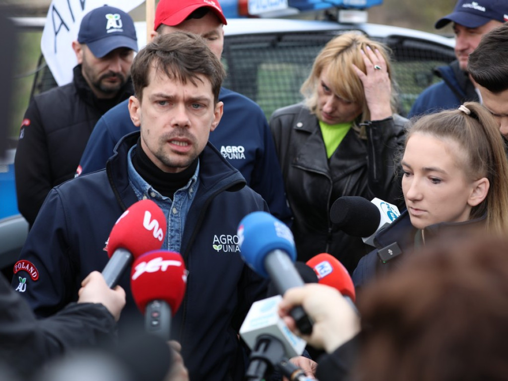 Hrubieszów: Rozpoczął się protest rolników [ZDJĘCIA, WIDEO]