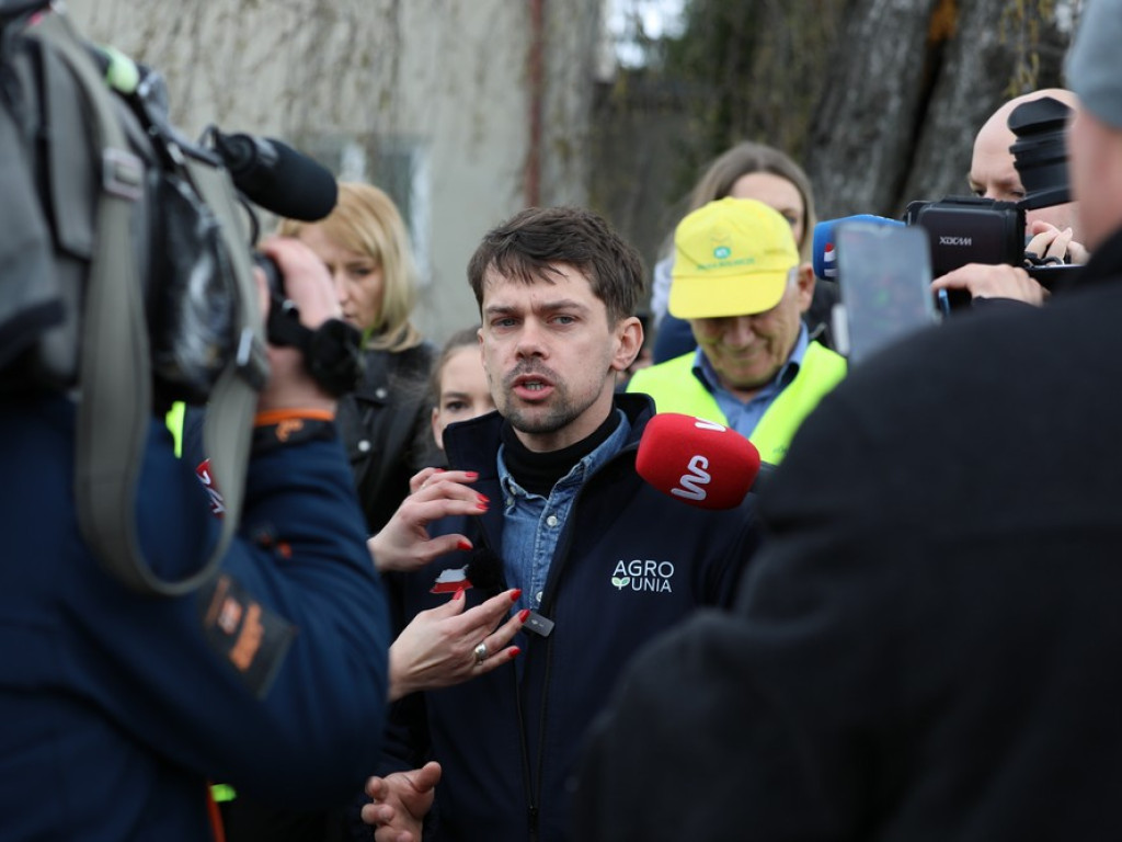 Hrubieszów: Rozpoczął się protest rolników [ZDJĘCIA, WIDEO]