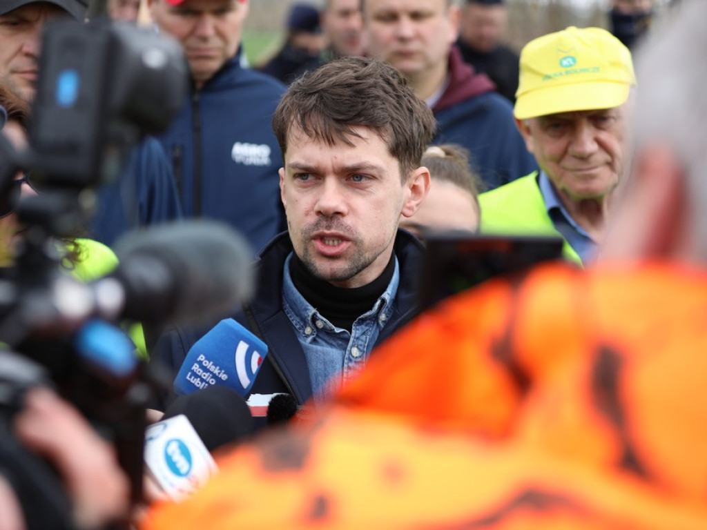 Hrubieszów: Rozpoczął się protest rolników [ZDJĘCIA, WIDEO]