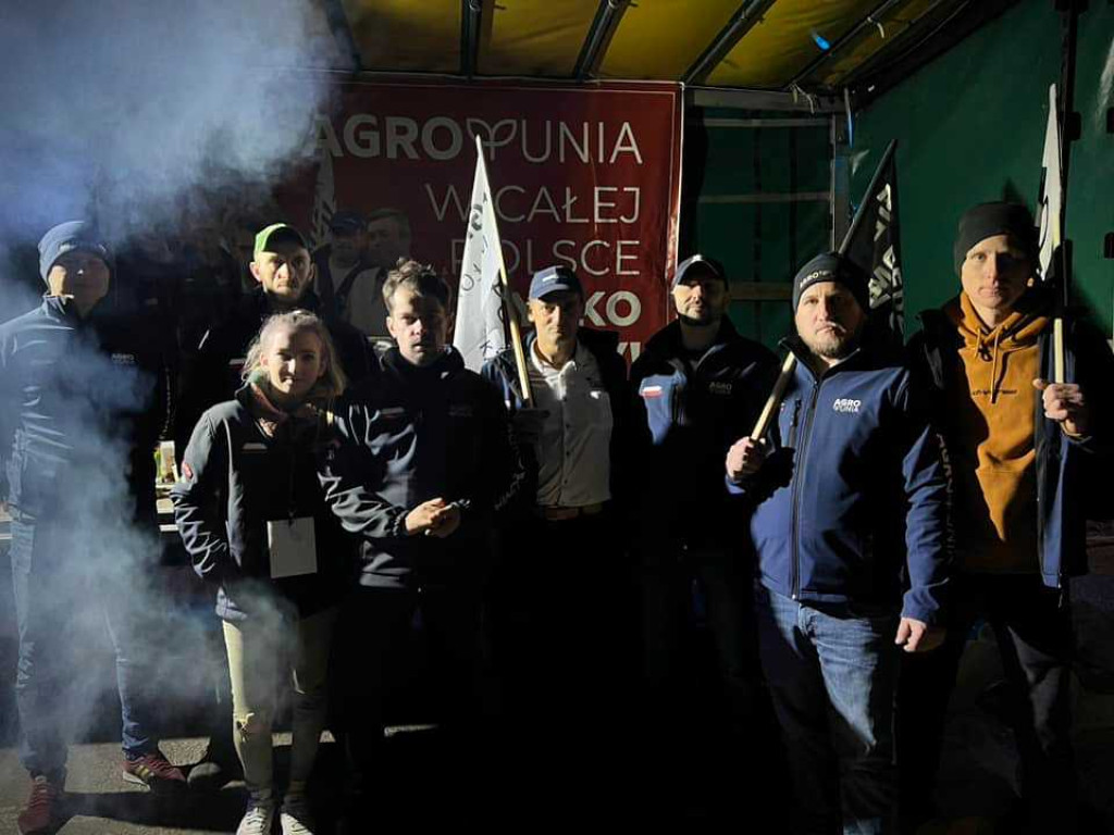 Hrubieszów: Trwa protest rolników [ZDJĘCIA, WIDEO]