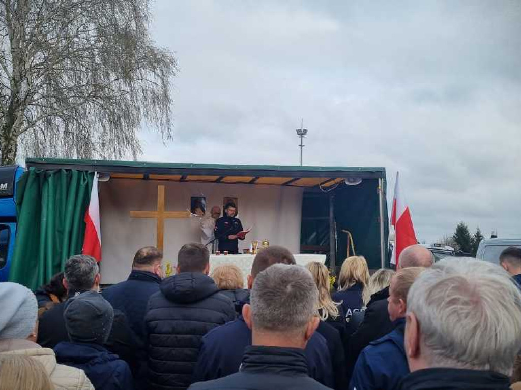 Hrubieszów: Rolnicy wciąż protestują [ZDJĘCIA, WIDEO]