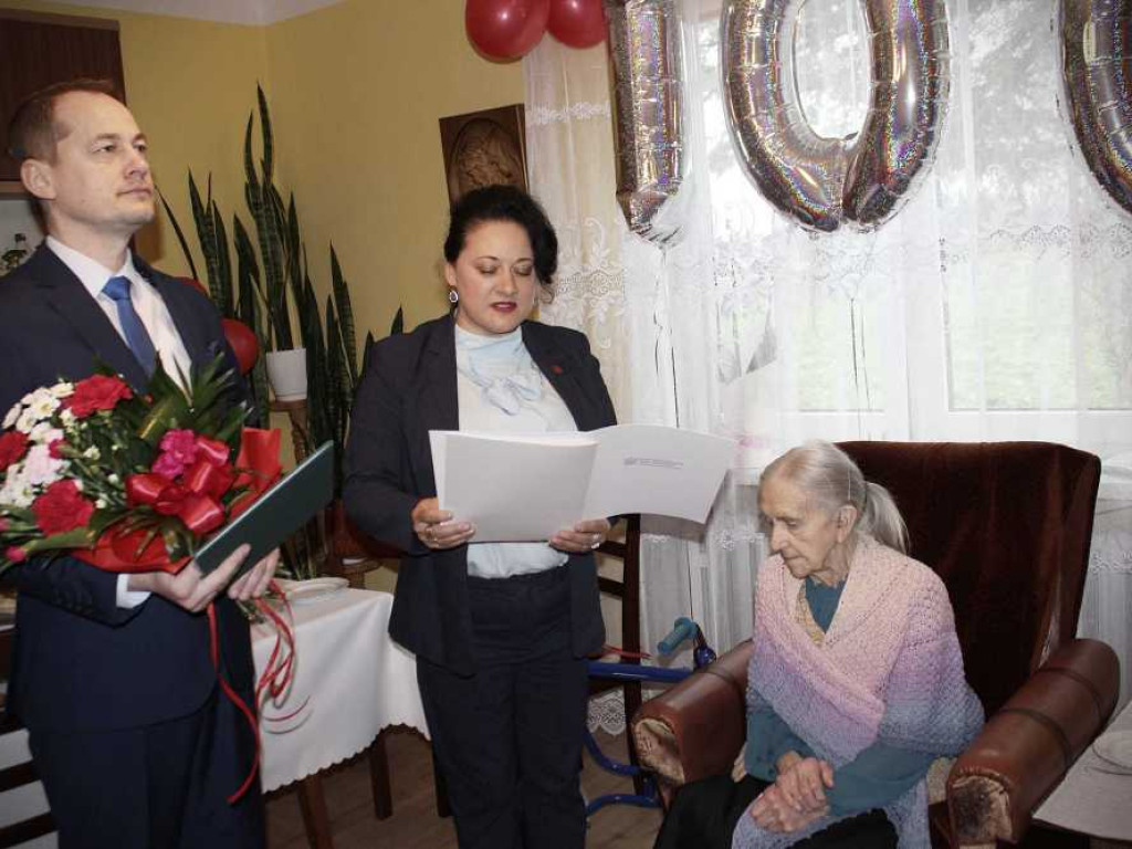 Pani Julianna skończyła 100 lat! [ZDJĘCIA]