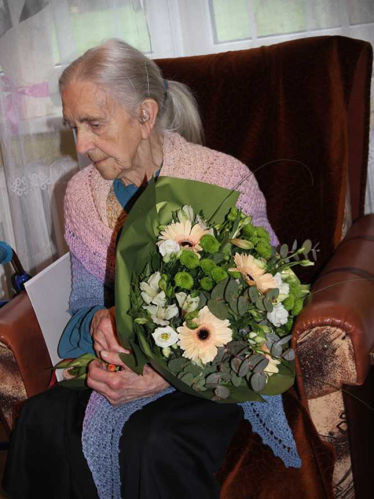 Pani Julianna skończyła 100 lat! [ZDJĘCIA]