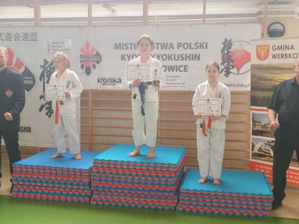 25 medali hrubieszowskich karateków na mistrzostwach Polski! [ZDJĘCIA]