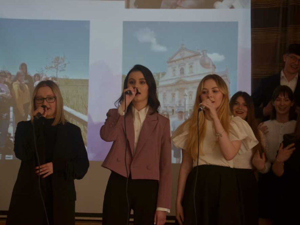 Hrubieszów: Absolwenci Staszica 2023 [ZDJĘCIA]