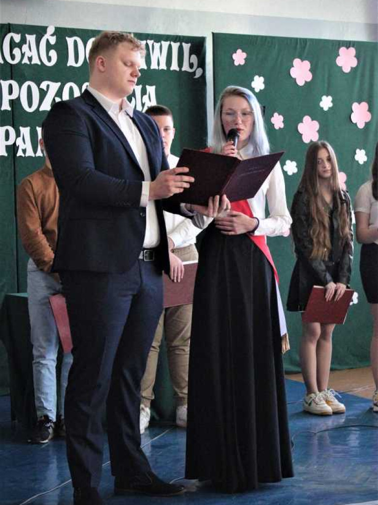 Hrubieszów: Zakończenie roku klas maturalnych w ZS nr 1 [ZDJĘCIA]