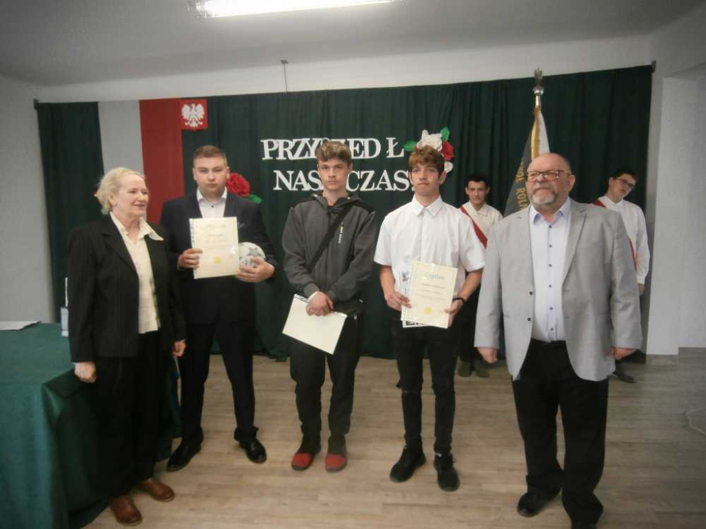 Hrubieszów: Sportowe pożegnanie maturzystów w ZS nr 4 [ZDJĘCIA]