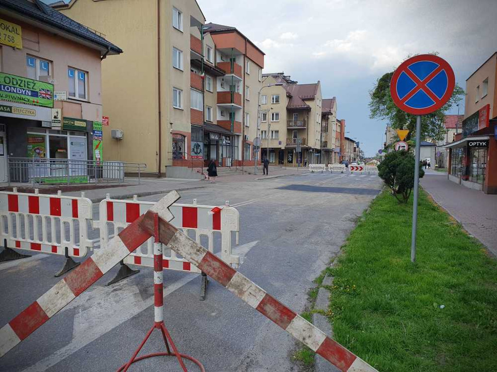 Hrubieszów: Dziura na Narutowicza naprawiona [ZDJĘCIA]