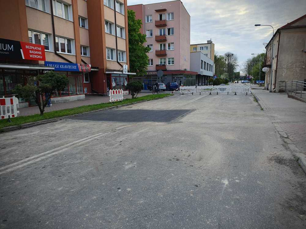 Hrubieszów: Dziura na Narutowicza naprawiona [ZDJĘCIA]
