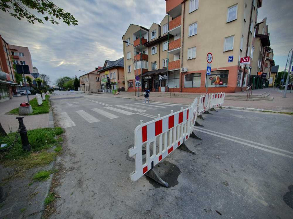Hrubieszów: Dziura na Narutowicza naprawiona [ZDJĘCIA]