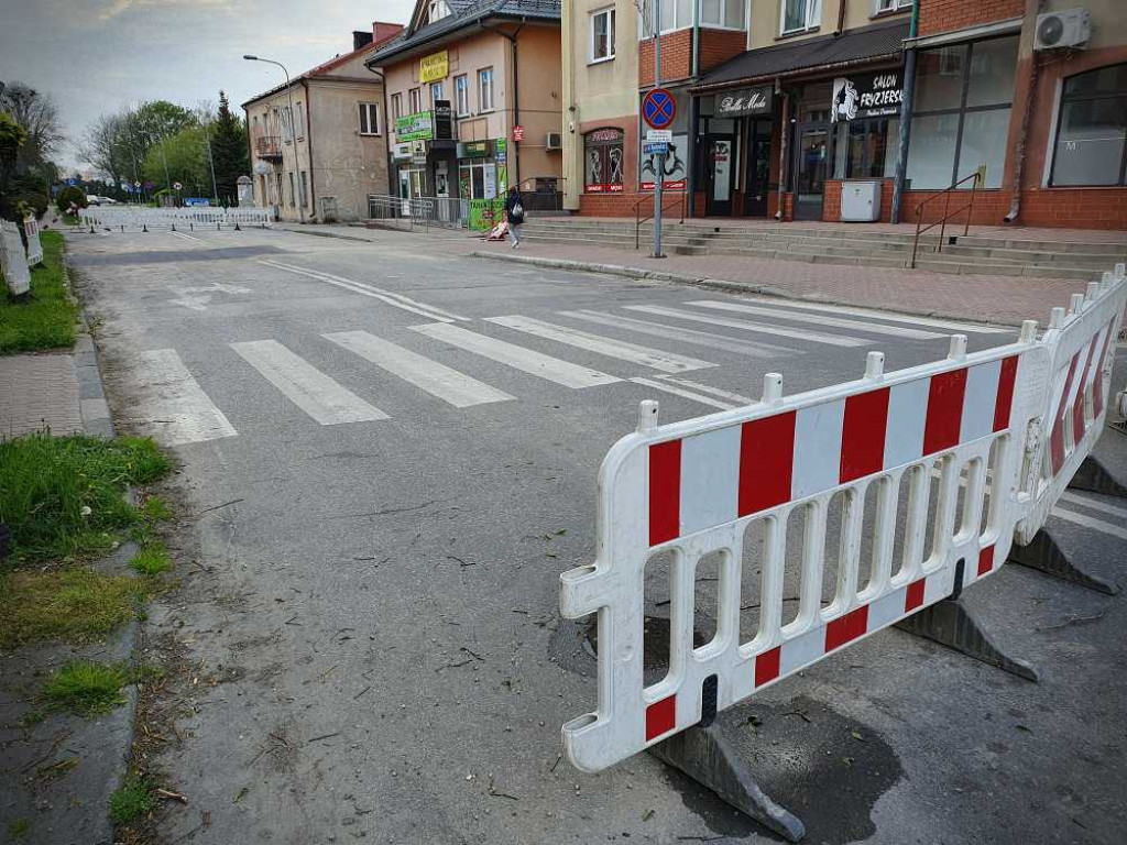 Hrubieszów: Dziura na Narutowicza naprawiona [ZDJĘCIA]