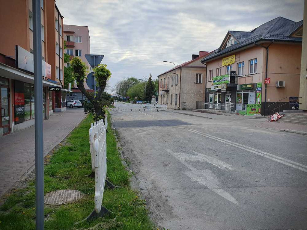 Hrubieszów: Dziura na Narutowicza naprawiona [ZDJĘCIA]