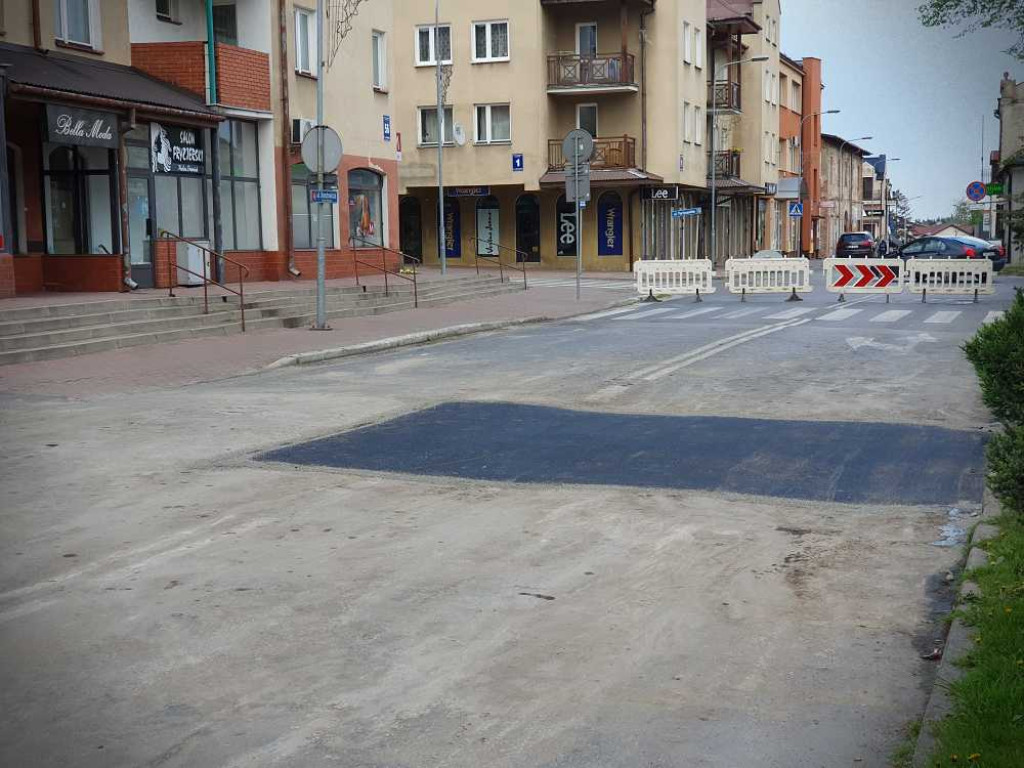Hrubieszów: Dziura na Narutowicza naprawiona [ZDJĘCIA]