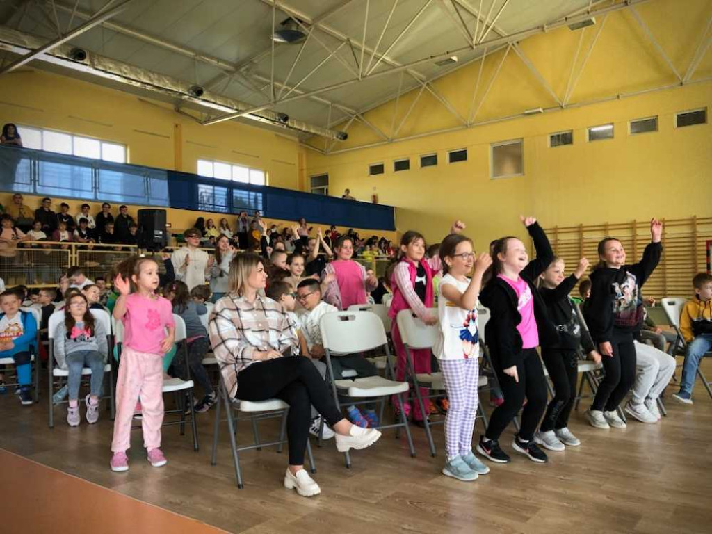 Hrubieszów: Przygotowali przedstawienie na otwarcie basenu [ZDJĘCIA]