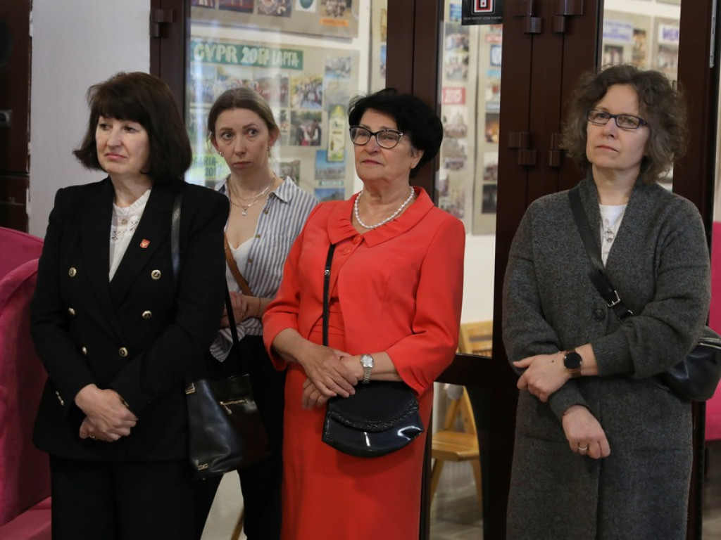 Hrubieszów: Dyskretny urok przemijania... Wernisaż wystawy Alfreda Przybysza [ZDJĘCIA]