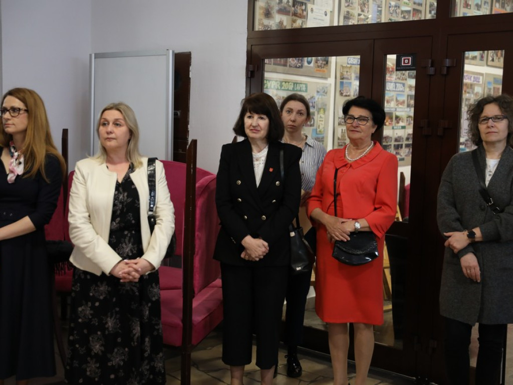Hrubieszów: Dyskretny urok przemijania... Wernisaż wystawy Alfreda Przybysza [ZDJĘCIA]