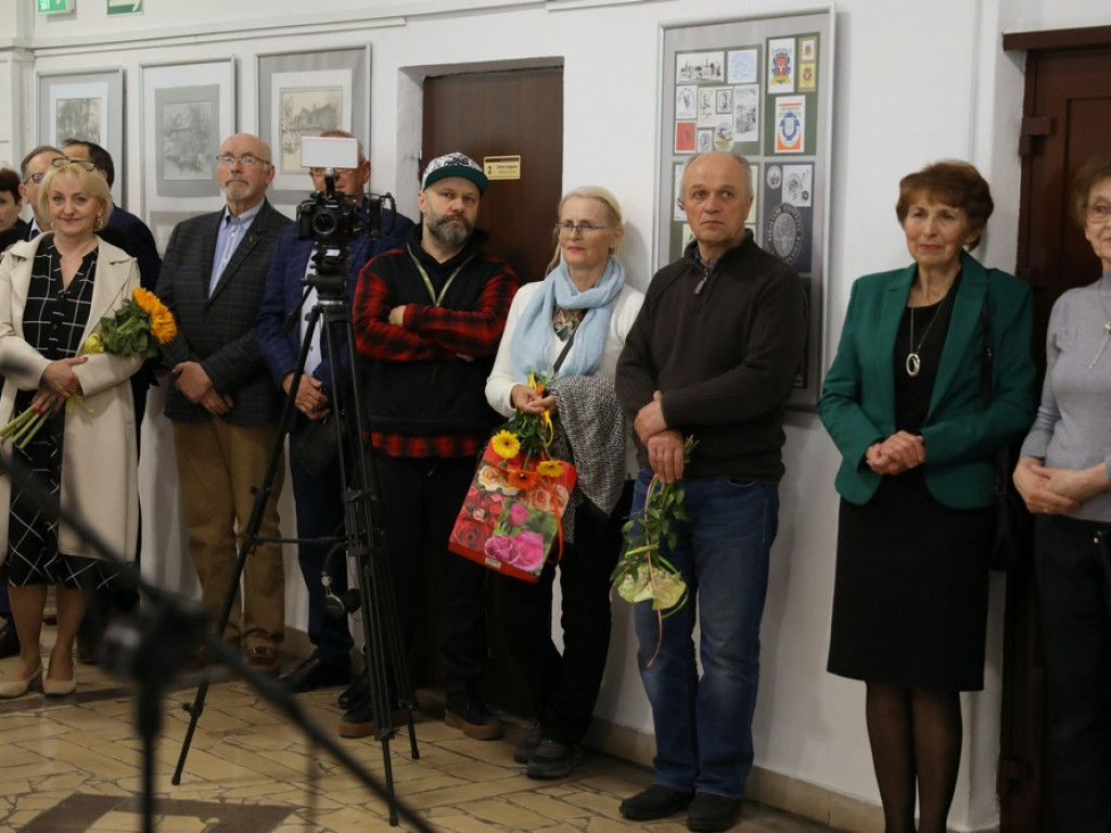 Hrubieszów: Dyskretny urok przemijania... Wernisaż wystawy Alfreda Przybysza [ZDJĘCIA]