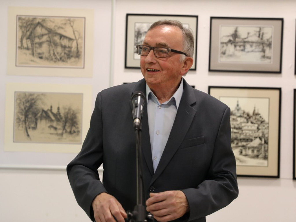 Hrubieszów: Dyskretny urok przemijania... Wernisaż wystawy Alfreda Przybysza [ZDJĘCIA]