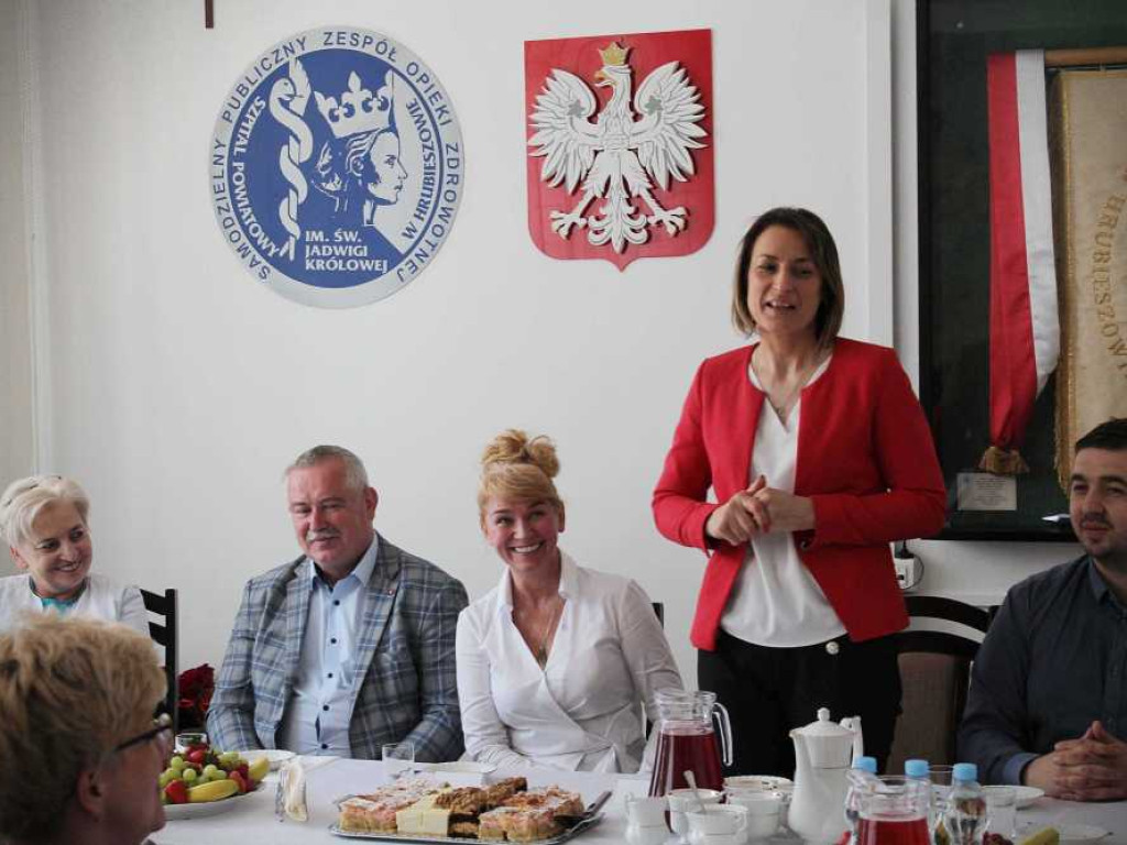 Hrubieszów: Międzynarodowy Dzień Pielęgniarki i Położnej [ZDJĘCIA]
