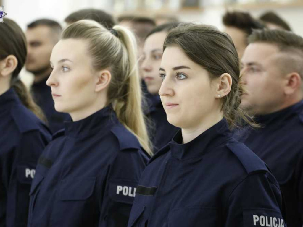 Nowi policjanci. Zasilą również szeregi hrubieszowskiej komendy [ZDJĘCIA]
