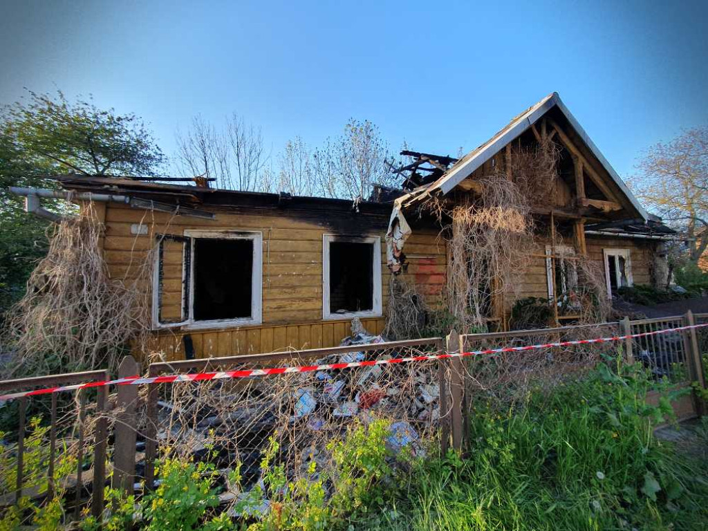 Hrubieszów: Spalony dom na ulicy Górnej [ZDJĘCIA]