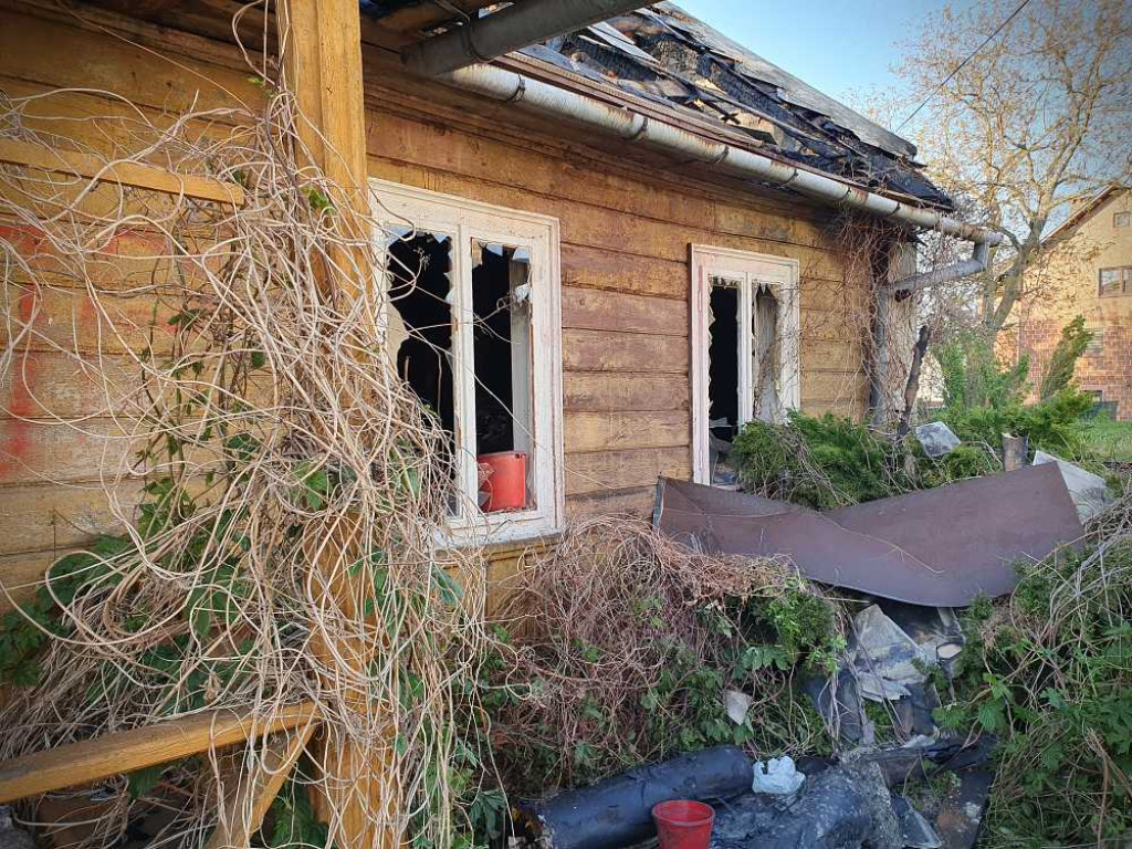 Hrubieszów: Spalony dom na ulicy Górnej [ZDJĘCIA]