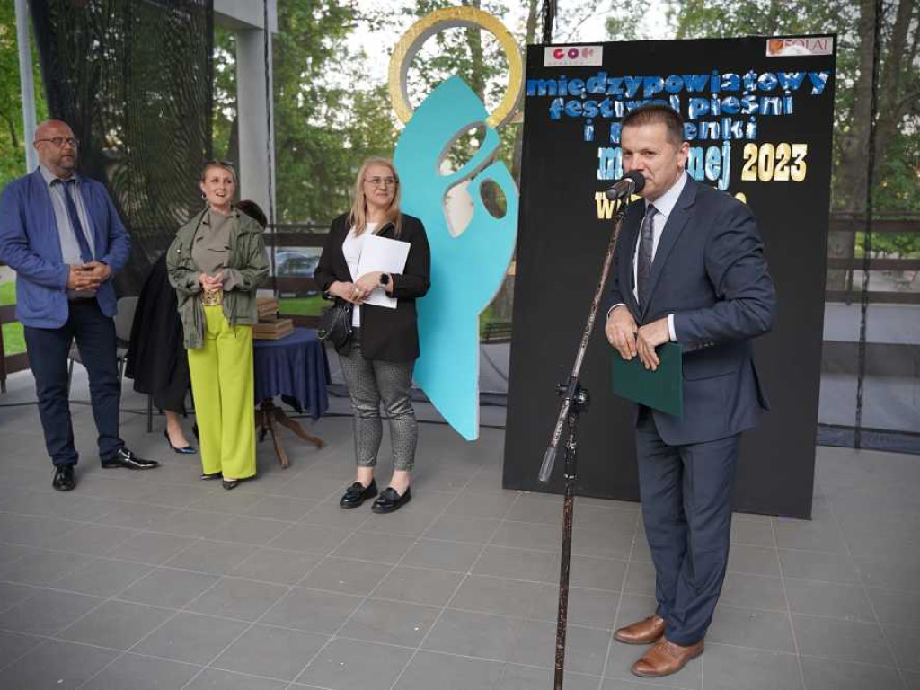 Za nami XI Międzypowiatowy Festiwal Pieśni i Piosenki Maryjnej [ZDJĘCIA]