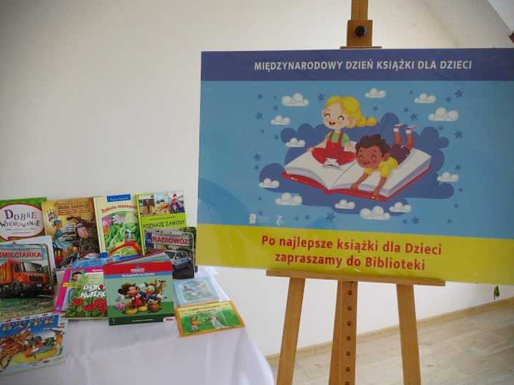 Dołhobyczów: Dzieci czytały dorosłym [ZDJĘCIA]