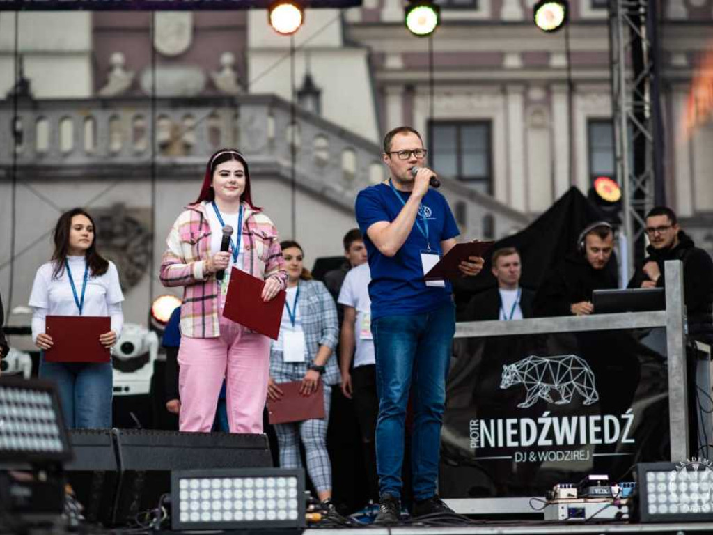 Dawid Kwiatkowski i PlanBe - tak świętowali studenci AZ [ZDJĘCIA]