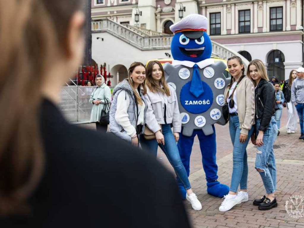 Dawid Kwiatkowski i PlanBe - tak świętowali studenci AZ [ZDJĘCIA]
