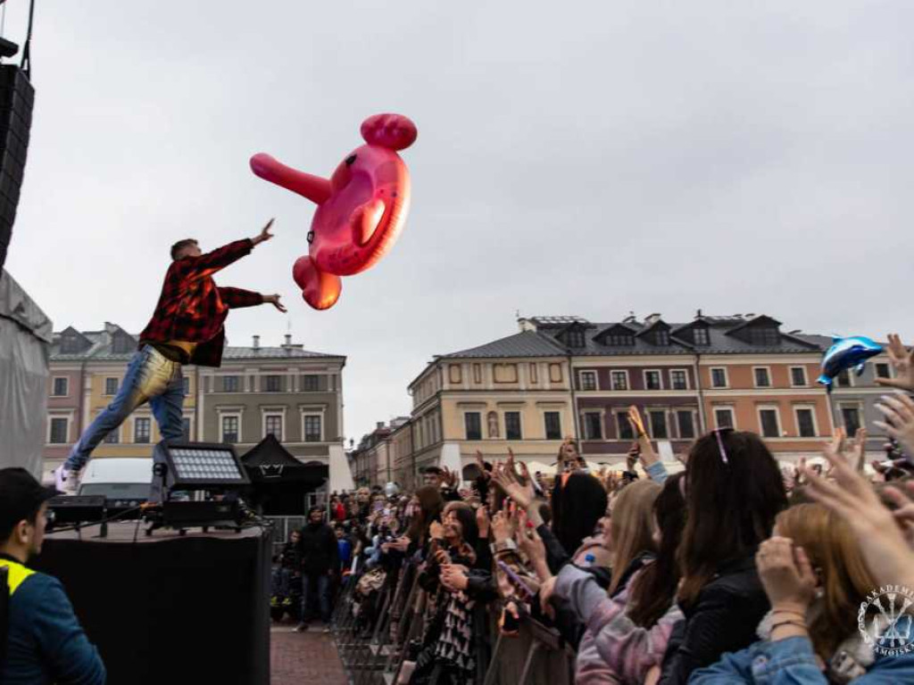 Dawid Kwiatkowski i PlanBe - tak świętowali studenci AZ [ZDJĘCIA]