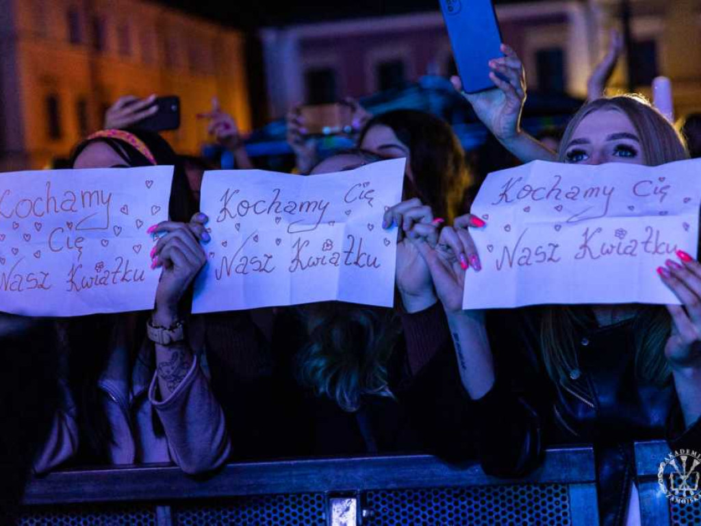 Dawid Kwiatkowski i PlanBe - tak świętowali studenci AZ [ZDJĘCIA]