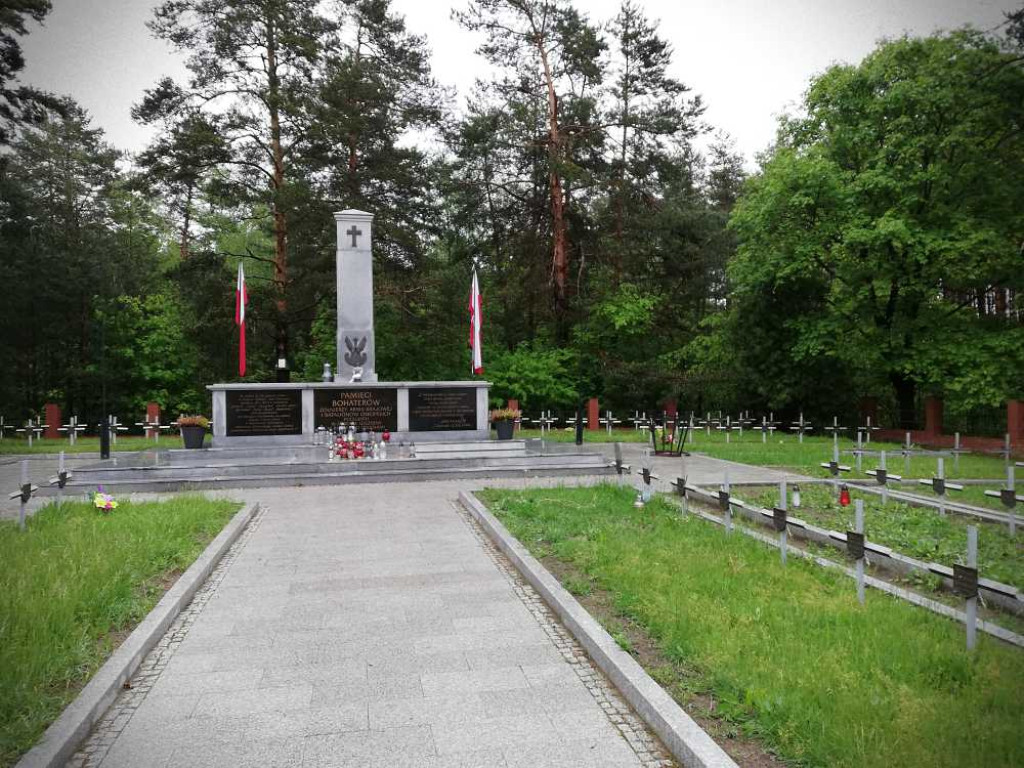Śladami bohaterów... [ZDJĘCIA]