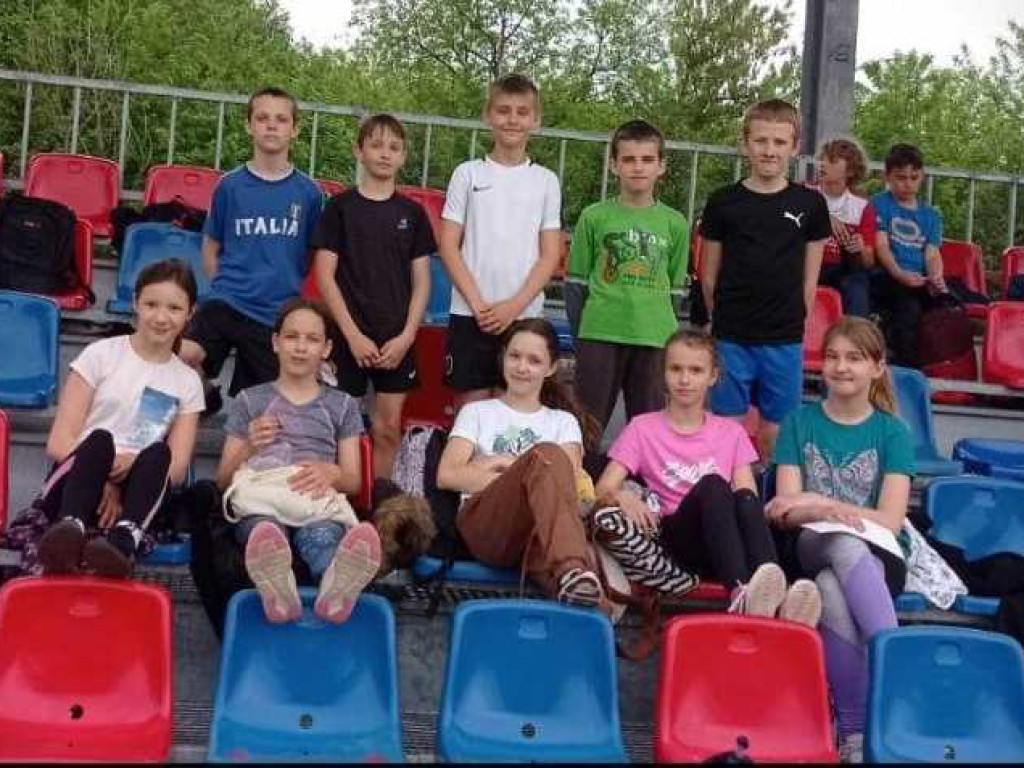 Awans chłopców z SP 1 i SP 2 do finału wojewódzkiego w czwórboju i trójboju la