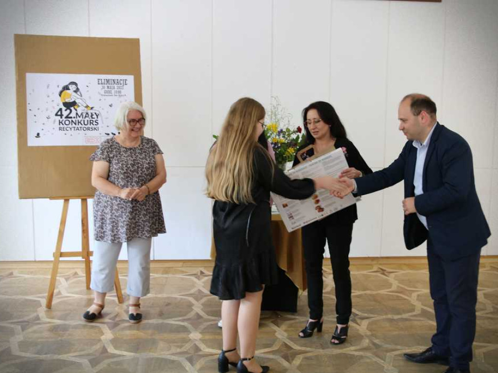 Hrubieszów: Za nami 42 Mały Konkurs Recytatorski. Zwycięzcy wystąpią w Lublinie [ZDJĘCIA]