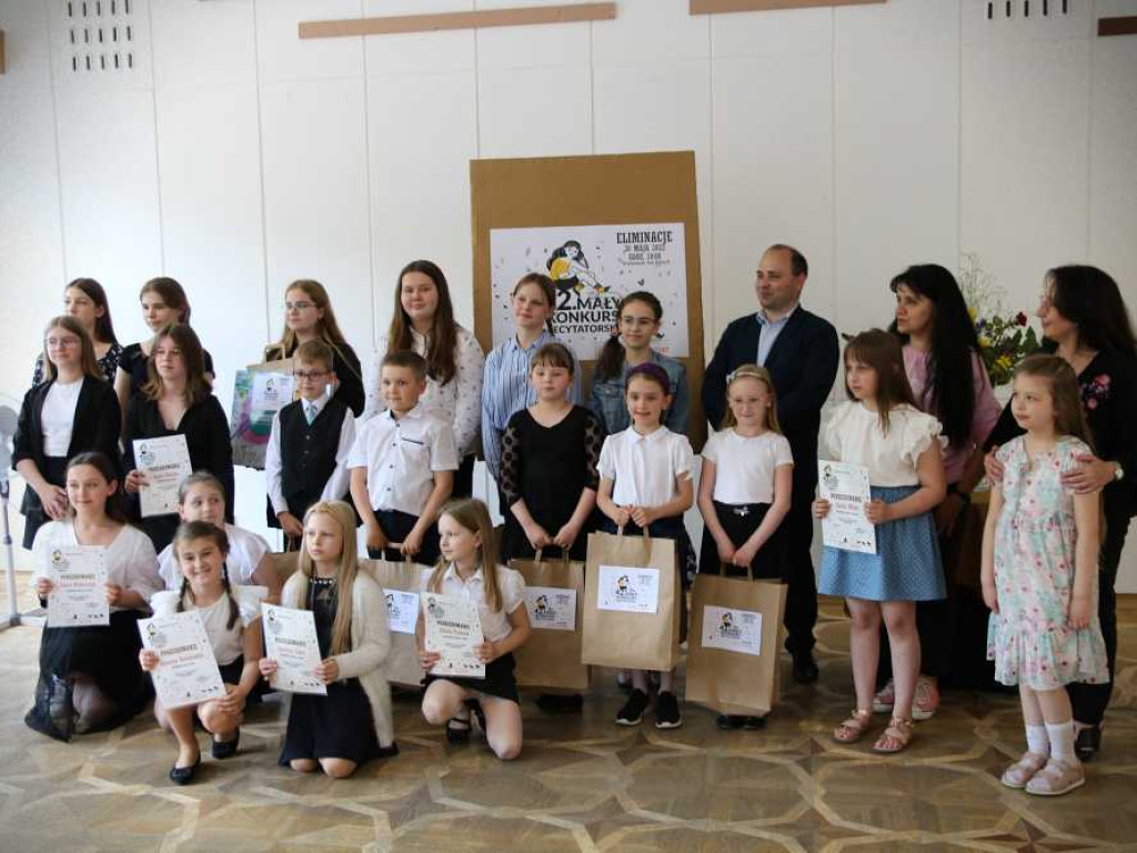 Hrubieszów: Za nami 42 Mały Konkurs Recytatorski. Zwycięzcy wystąpią w Lublinie [ZDJĘCIA]