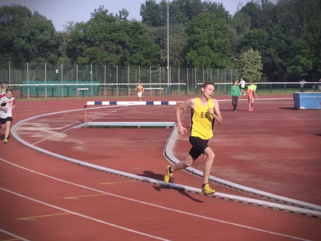 Skuteczne starty lekkoatletów Unii Hrubieszów. Jan Śmietanka z szansą na start w Mistrzostwach Europy Juniorów! [ZDJĘCIA]