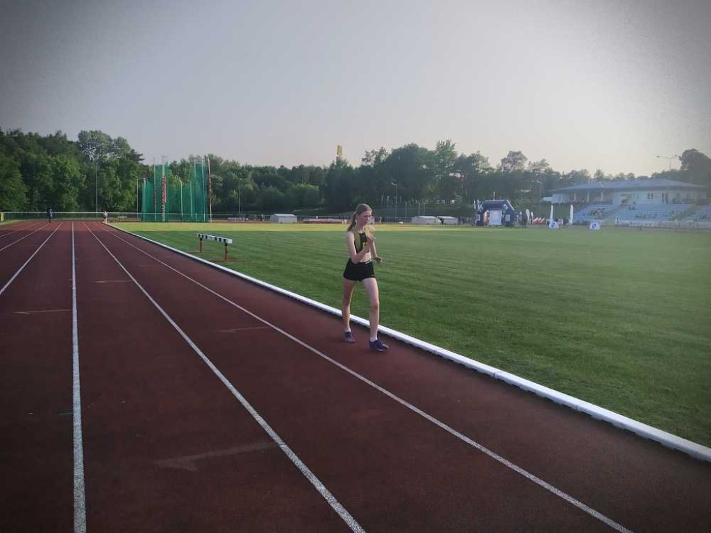 Skuteczne starty lekkoatletów Unii Hrubieszów. Jan Śmietanka z szansą na start w Mistrzostwach Europy Juniorów! [ZDJĘCIA]