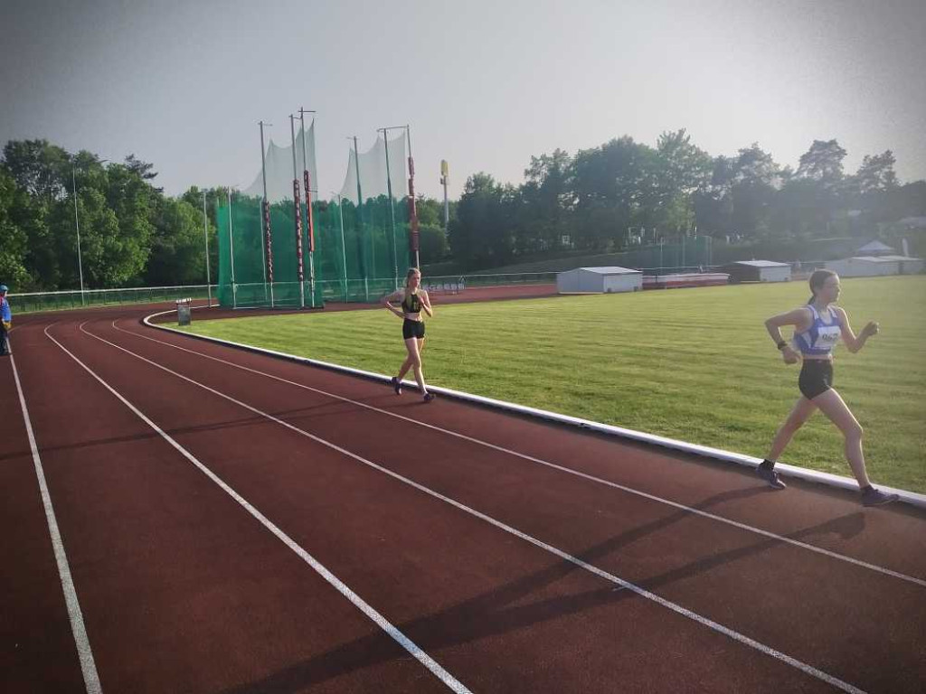 Skuteczne starty lekkoatletów Unii Hrubieszów. Jan Śmietanka z szansą na start w Mistrzostwach Europy Juniorów! [ZDJĘCIA]