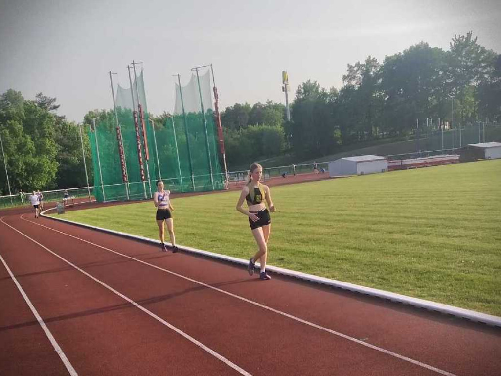 Skuteczne starty lekkoatletów Unii Hrubieszów. Jan Śmietanka z szansą na start w Mistrzostwach Europy Juniorów! [ZDJĘCIA]