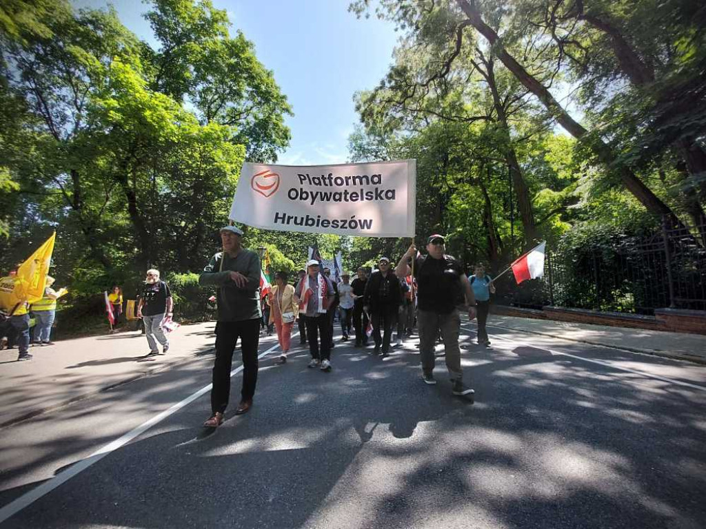 Hrubieszów: Byli na marszu w Warszawie [ZDJĘCIA]